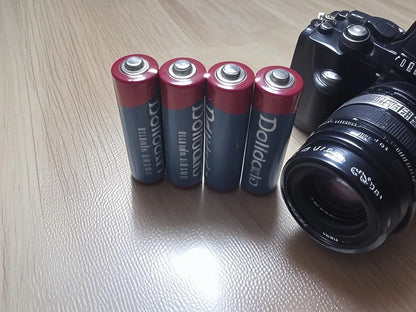 USB Charger + 1.5V AA 9800mAh AAA 8800mAh Alkaline Batteries Kit for Camera Toys MP3 MP4 Player and Devices